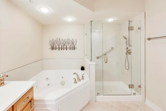 $500,000 | 200 West Campbell Street, Unit 608, Arlington Heights, IL 60005