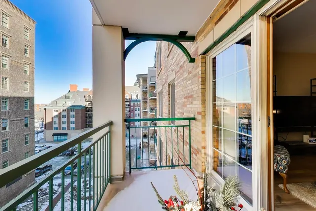 $500,000 | 200 West Campbell Street, Unit 608, Arlington Heights, IL 60005