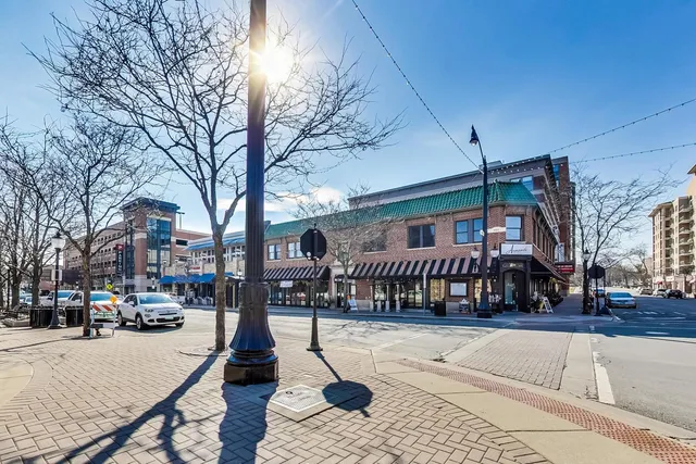 $500,000 | 200 West Campbell Street, Unit 608, Arlington Heights, IL 60005