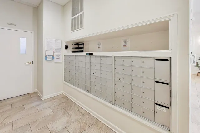 $500,000 | 200 West Campbell Street, Unit 608, Arlington Heights, IL 60005