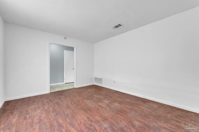 $309,000 | 5521 Sunburst Lane, Pensacola, FL 32507