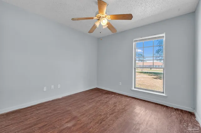 $309,000 | 5521 Sunburst Lane, Pensacola, FL 32507