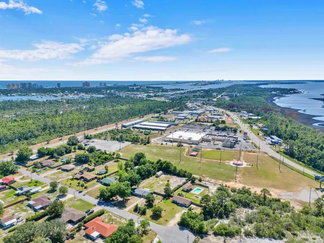 $309,000 | 5521 Sunburst Lane, Pensacola, FL 32507