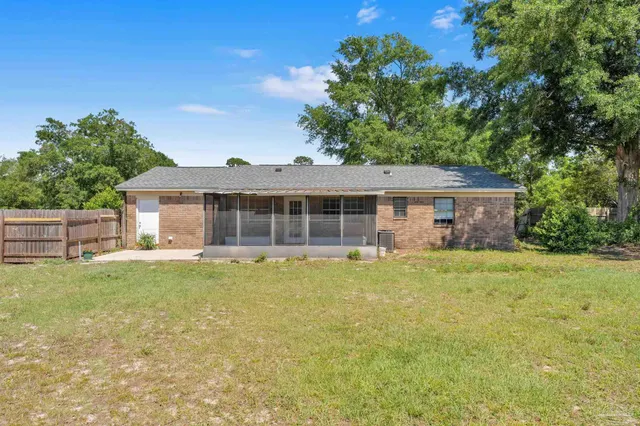 $309,000 | 5521 Sunburst Lane, Pensacola, FL 32507