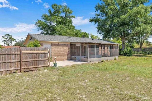 $309,000 | 5521 Sunburst Lane, Pensacola, FL 32507