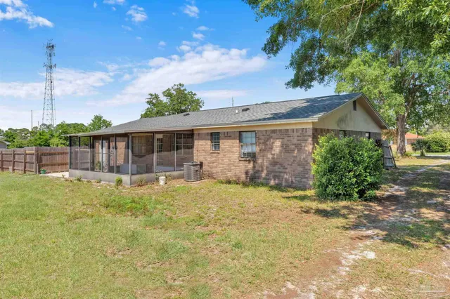 $309,000 | 5521 Sunburst Lane, Pensacola, FL 32507