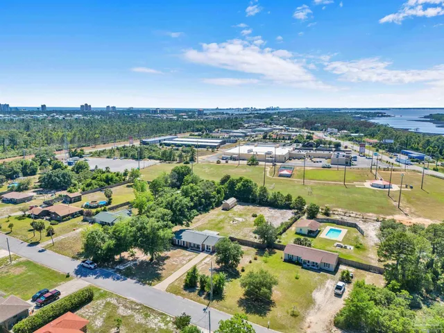 $309,000 | 5521 Sunburst Lane, Pensacola, FL 32507