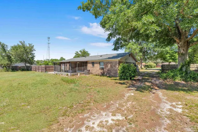 $309,000 | 5521 Sunburst Lane, Pensacola, FL 32507