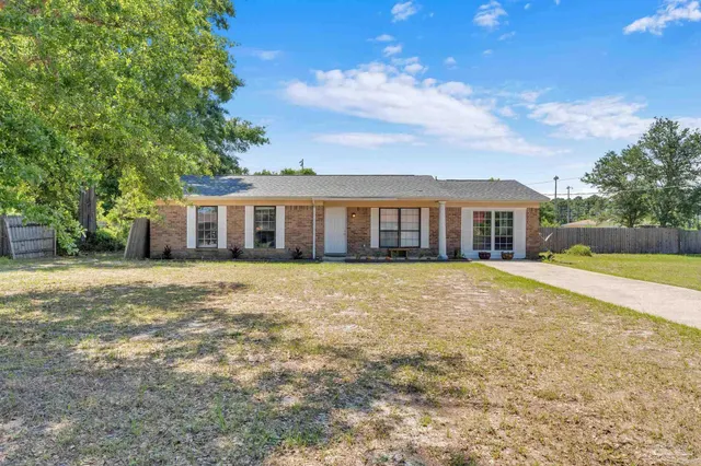 $309,000 | 5521 Sunburst Lane, Pensacola, FL 32507