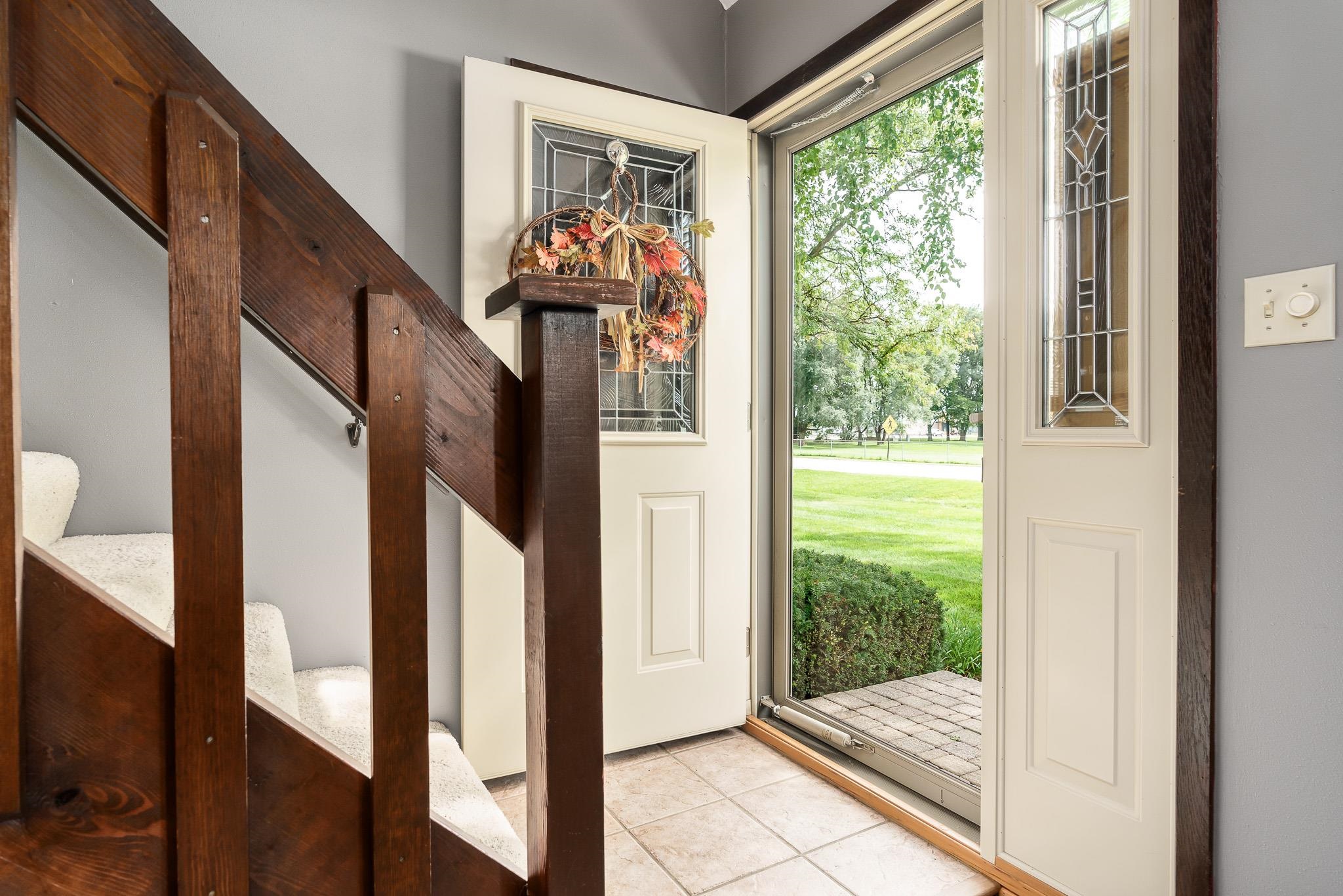 11748 Cedarbrook Road Roscoe, IL 61073 - Photo 5 of 50