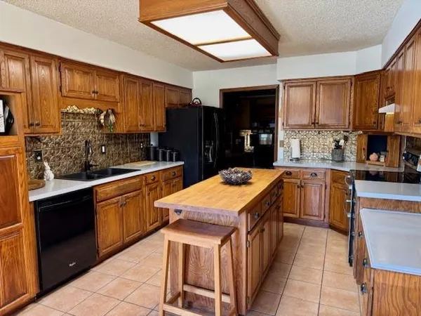 $530,000 | 1393 Northeast 288th Street, Plattsburg, MO 64477