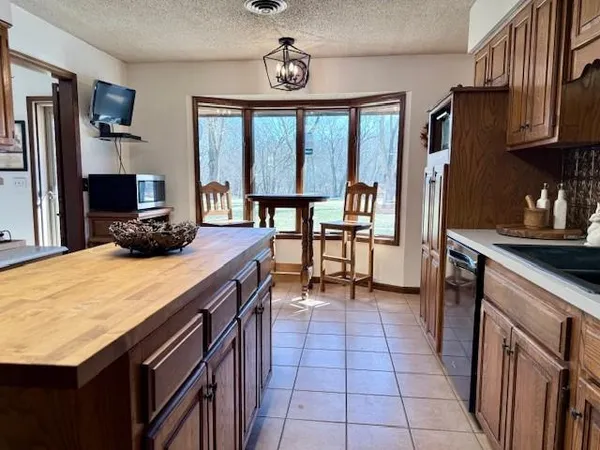 $530,000 | 1393 Northeast 288th Street, Plattsburg, MO 64477