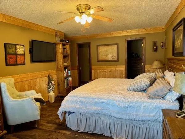 $530,000 | 1393 Northeast 288th Street, Plattsburg, MO 64477