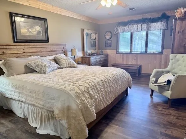 $530,000 | 1393 Northeast 288th Street, Plattsburg, MO 64477