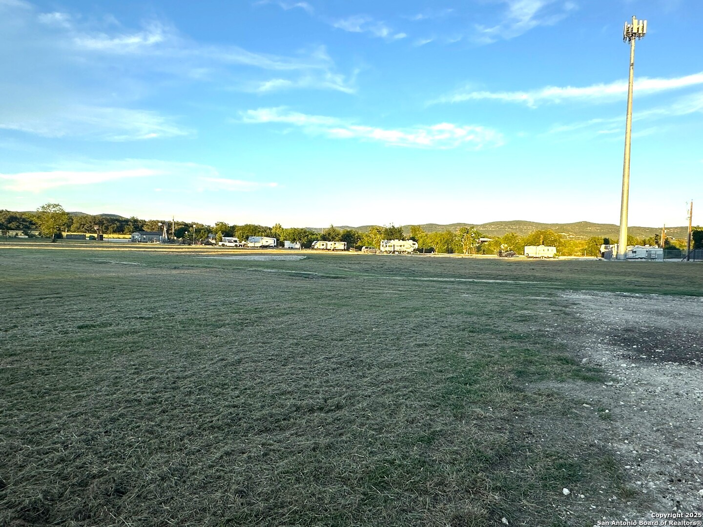 300 Summit Drive Leakey, TX 78873 - Photo 11 of 44 a view of an ocean and beach