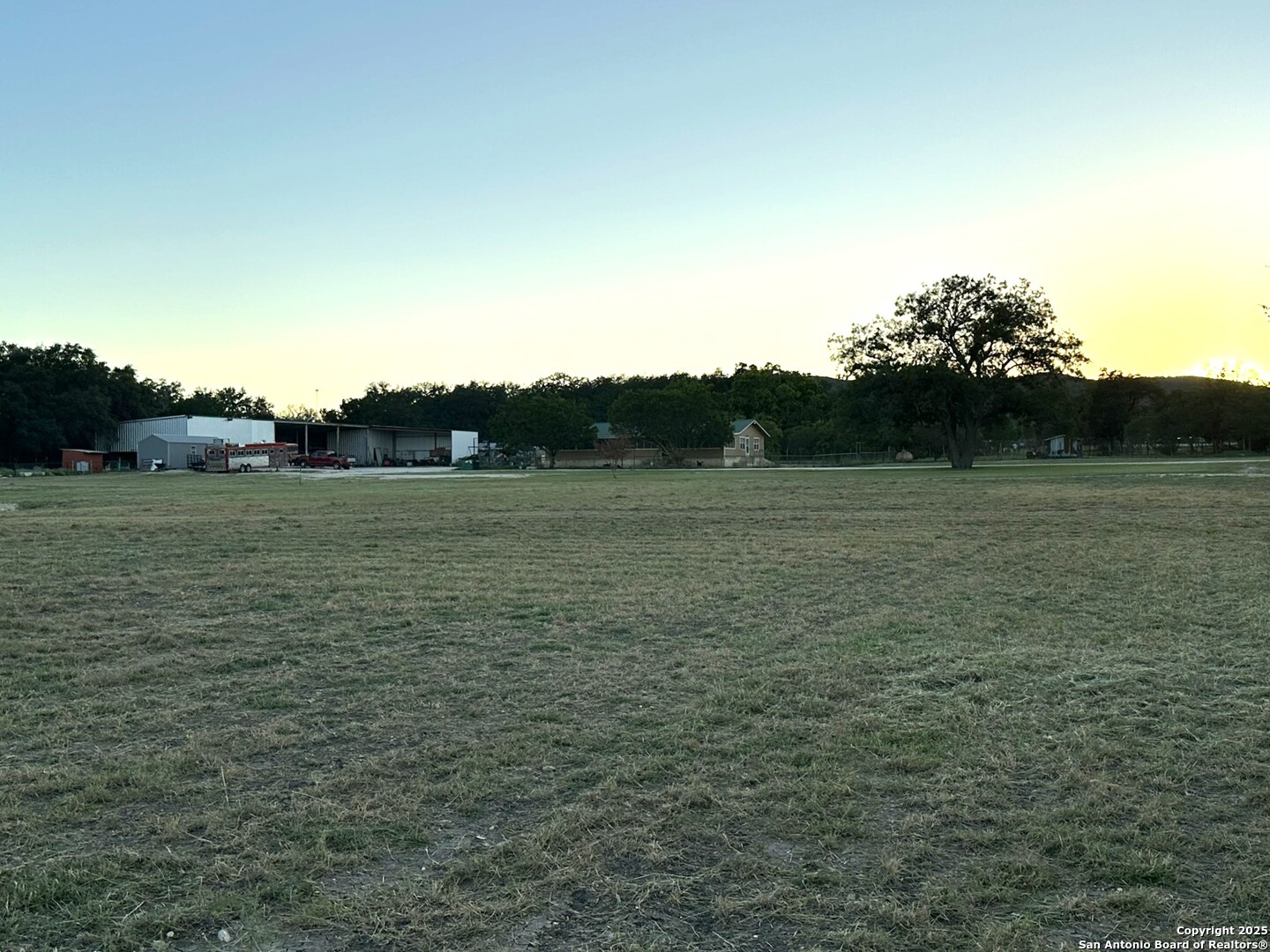 300 Summit Drive Leakey, TX 78873 - Photo 28 of 44 a view of a field with an ocean