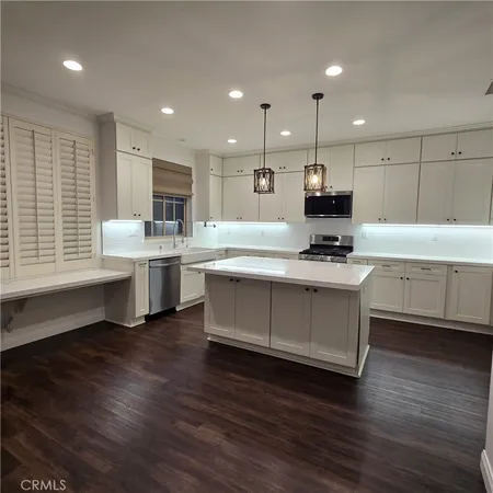 $4,700 | 53 Serenity, Irvine, CA 92618