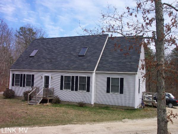 5 Huckleberry Hill Road Edgartown, MA 02539 - Photo 1 of 4 http://d1qzqeyxiitrap.cloudfront.net/photos/18570/600/6ec3797b.jpg