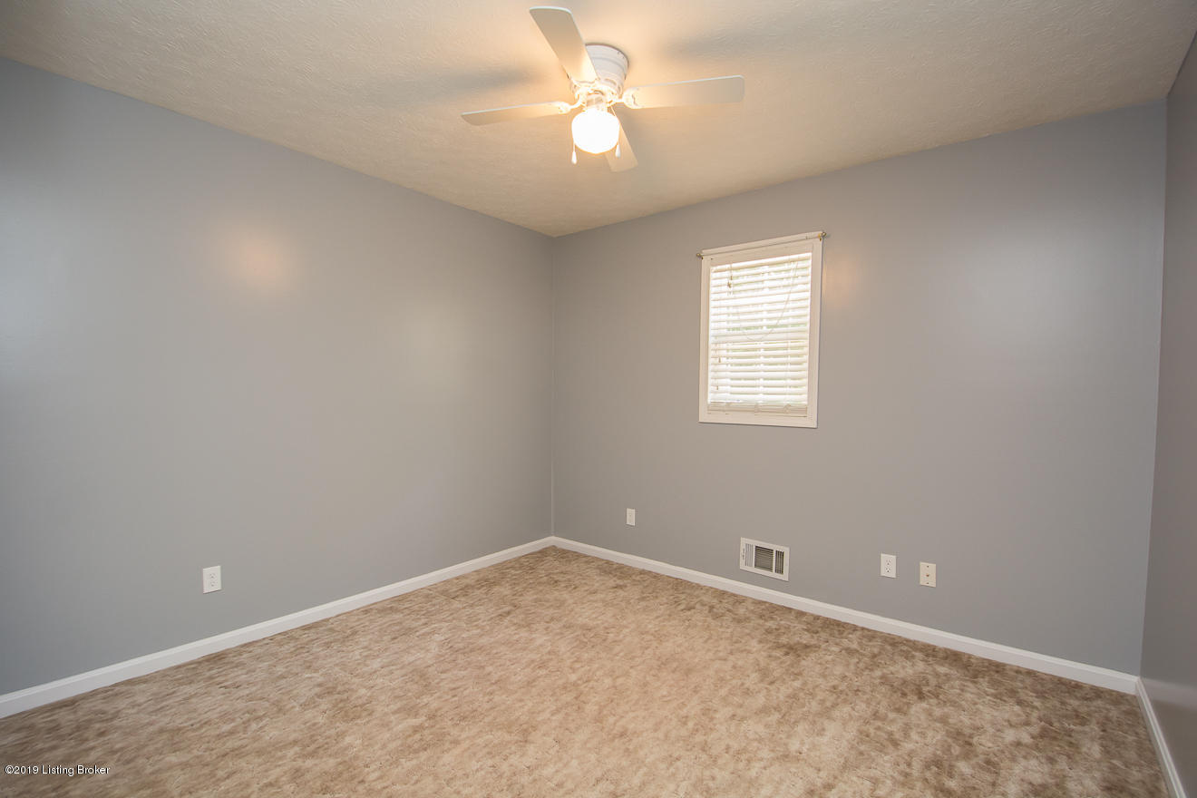 382 West Beechgrove Road Lebanon Junction, KY 40150 - Photo 28 of 57 Bedroom 2