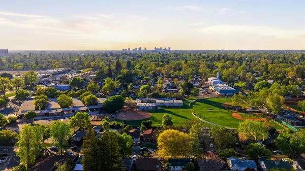 $619,000 | 1332 62nd Street, Sacramento, CA 95819