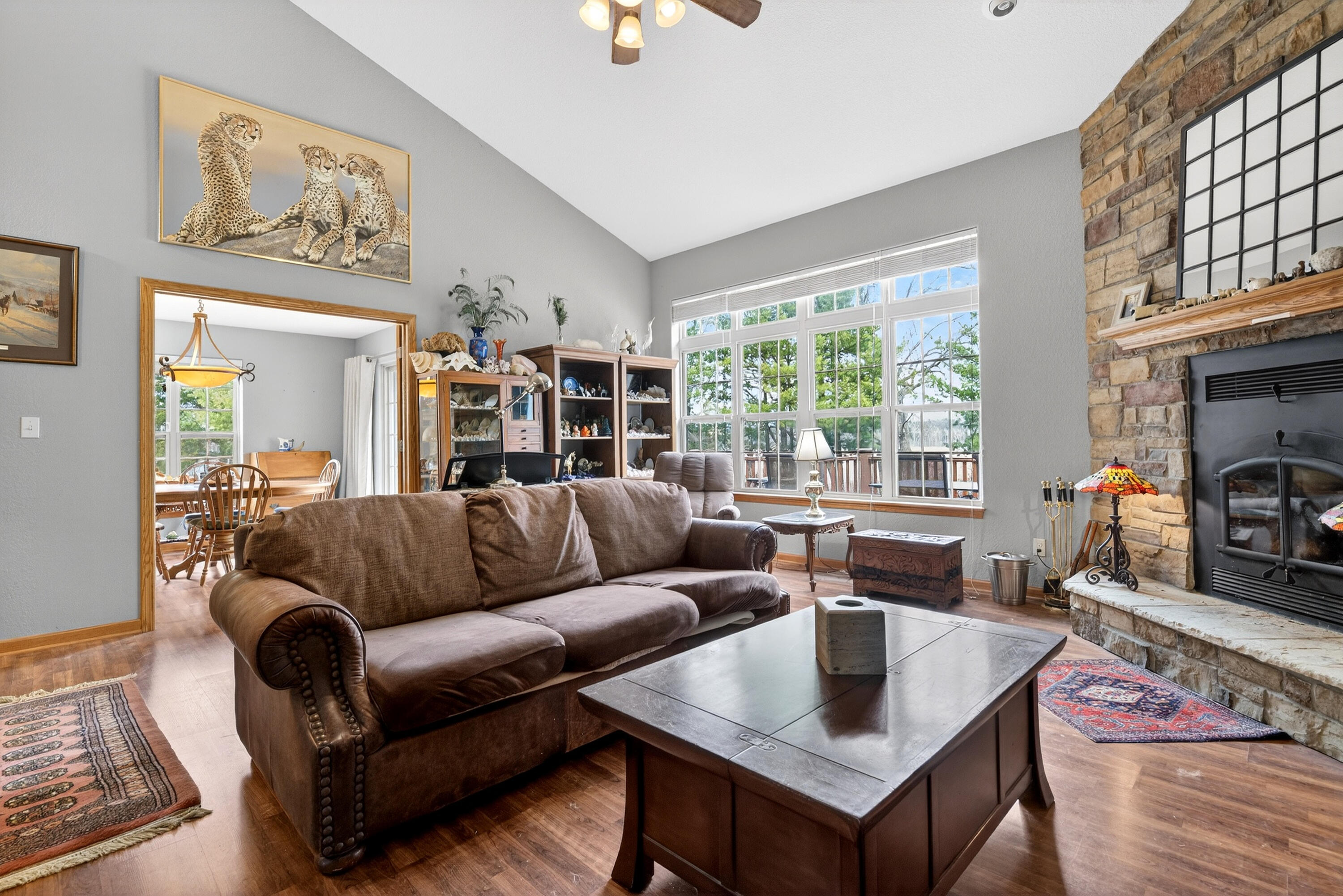 760 Mill Pond Road Dousman, WI 53118 - Photo 24 of 81 Living/Great Room Pic 4