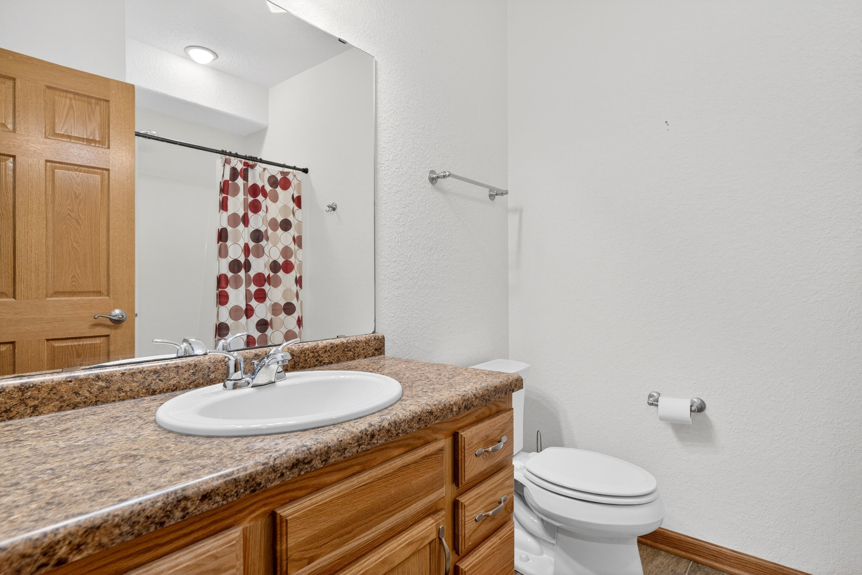 760 Mill Pond Road Dousman, WI 53118 - Photo 61 of 81 Lower Level Full Bath Pic 2