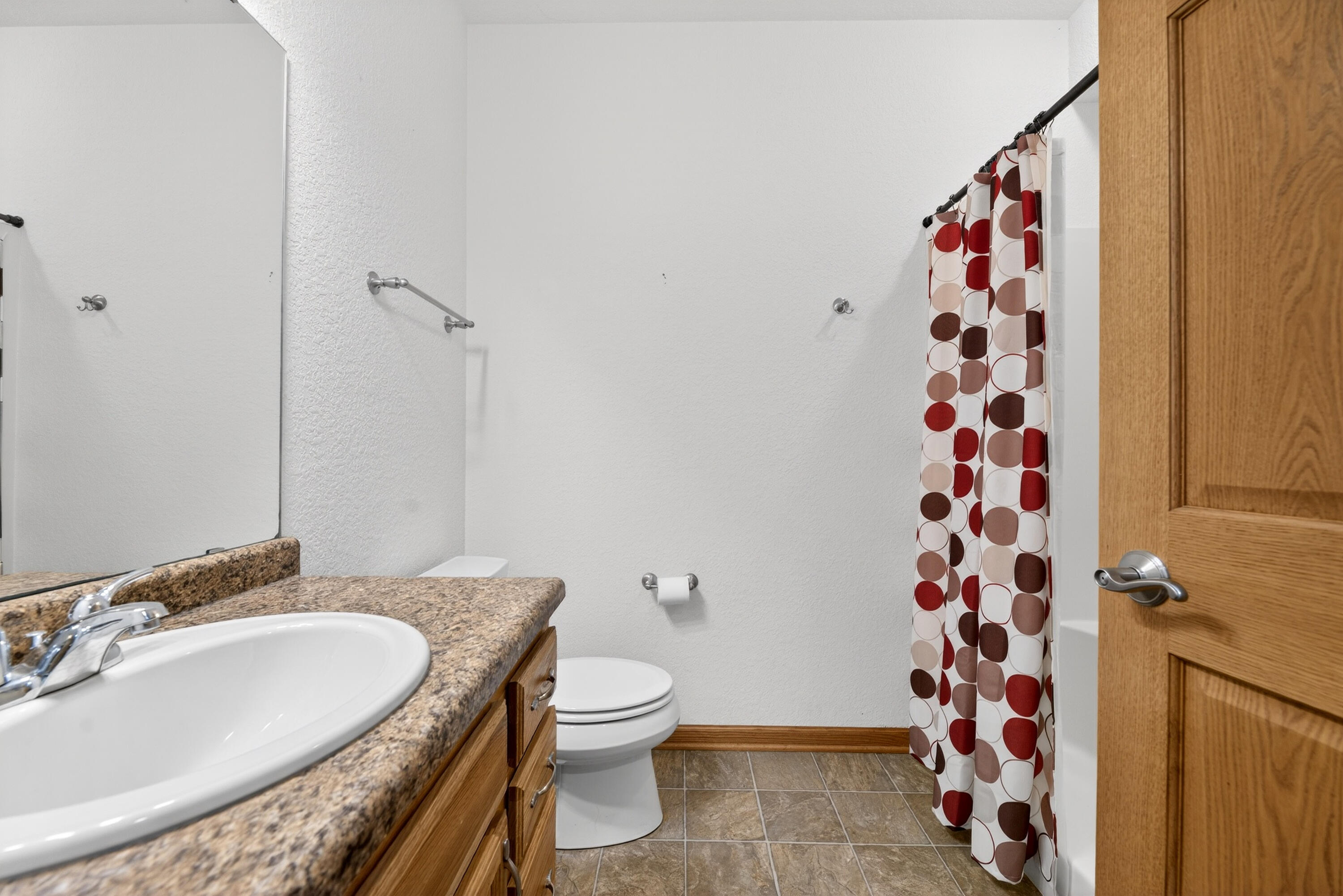 760 Mill Pond Road Dousman, WI 53118 - Photo 62 of 83 Lower Level Full Bath Pic 1