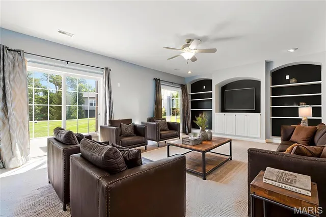 $399,000 | 114 Long And Winding Road, St. Peters, MO 63376