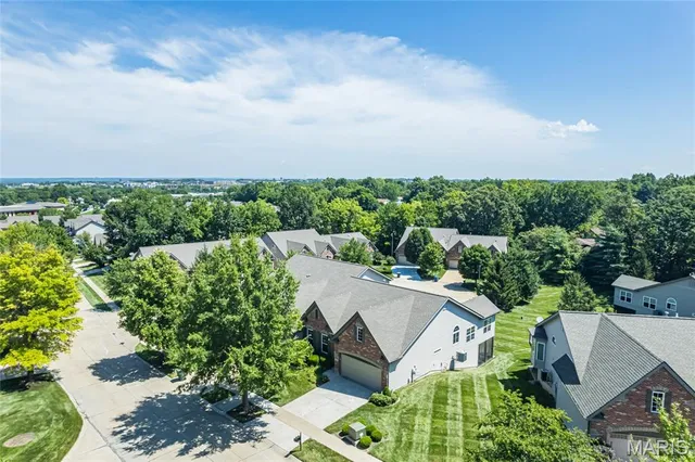 $399,000 | 114 Long And Winding Road, St. Peters, MO 63376