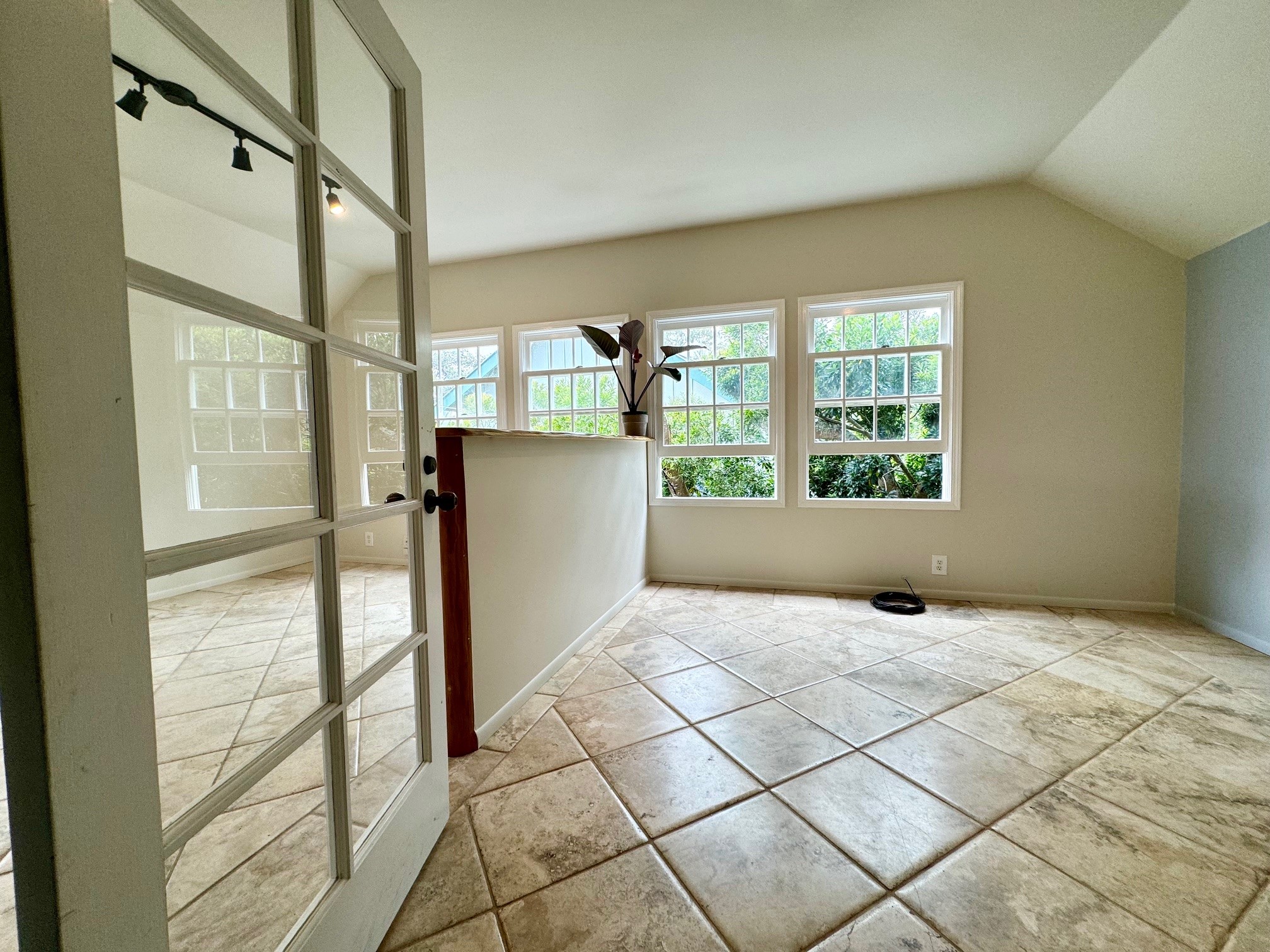 65-1235 Opelo Road, Unit 9 Kamuela, HI 96743 - Photo 3 of 13 Gallery Image 3