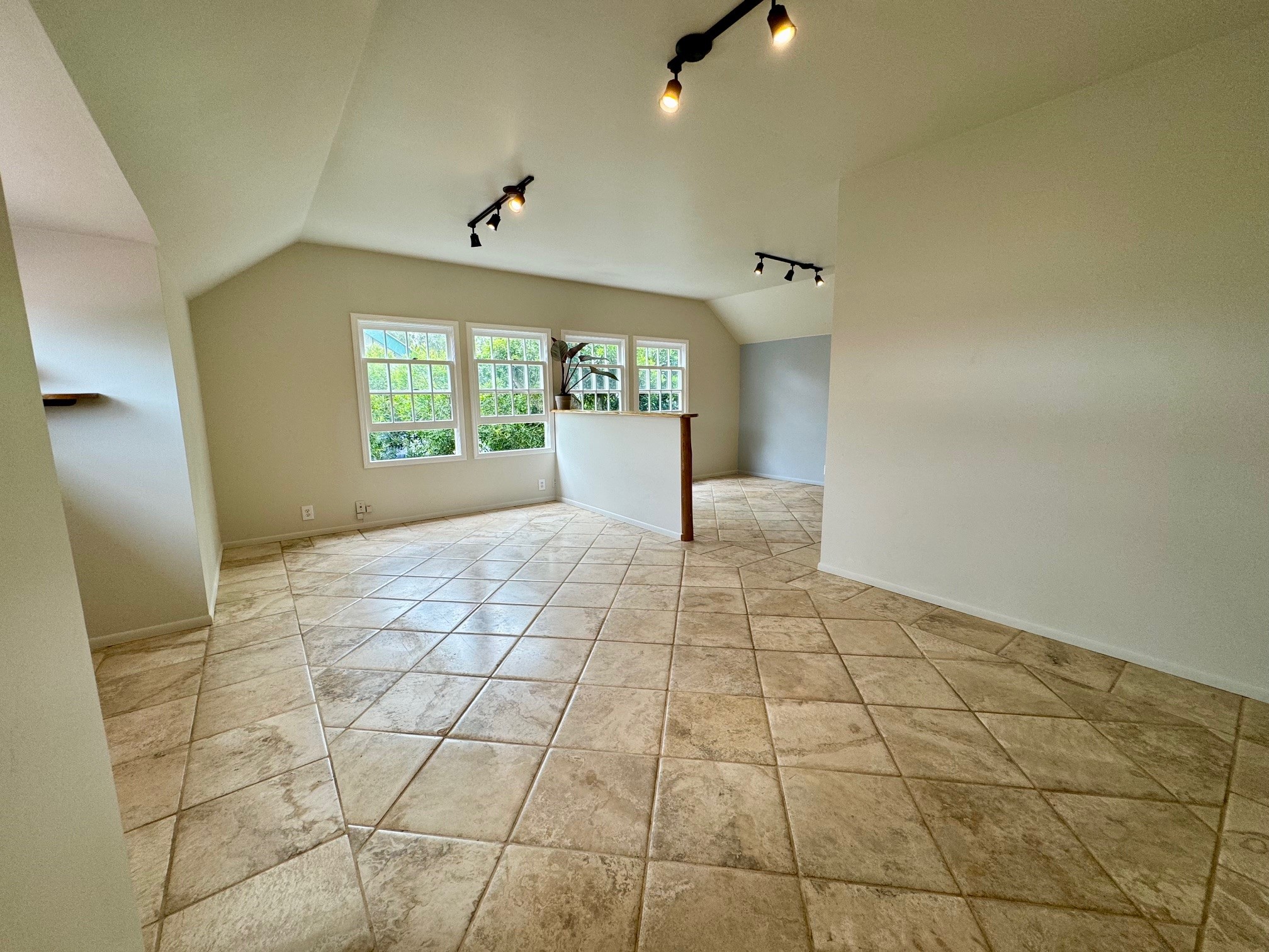 65-1235 Opelo Road, Unit 9 Kamuela, HI 96743 - Photo 9 of 13 Gallery Image 9