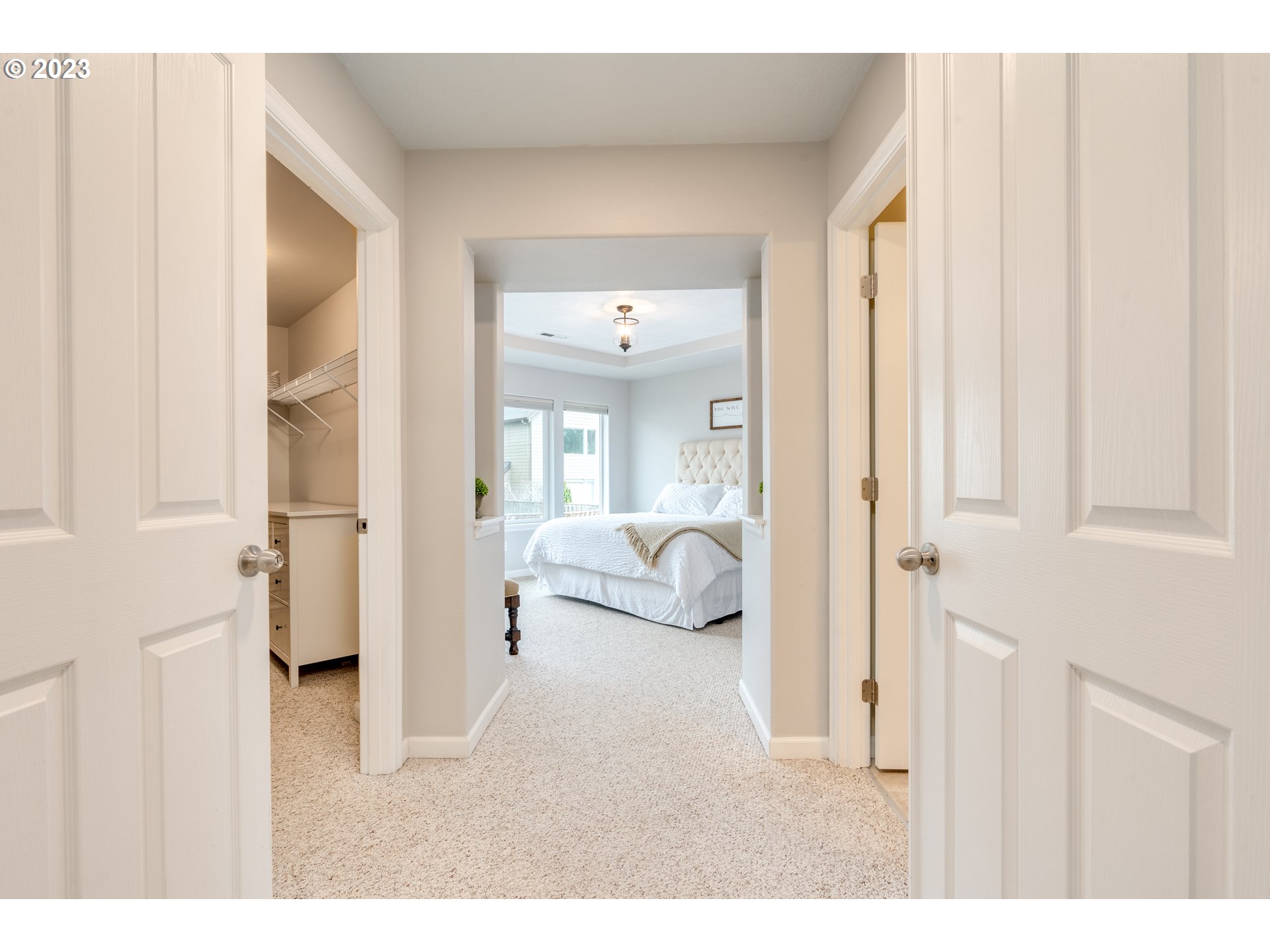 16270 Southeast Jasper Drive Damascus, OR 97089 - Photo 22 of 32 a en suite bathroom with a sink and a mirror