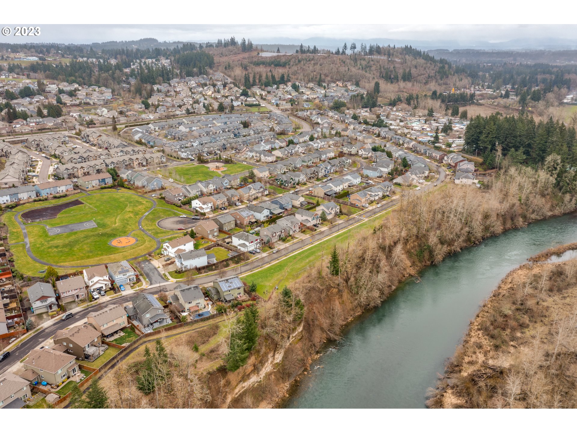 16270 Southeast Jasper Drive Damascus, OR 97089 - Photo 32 of 32 a view of a city with mountains in the background