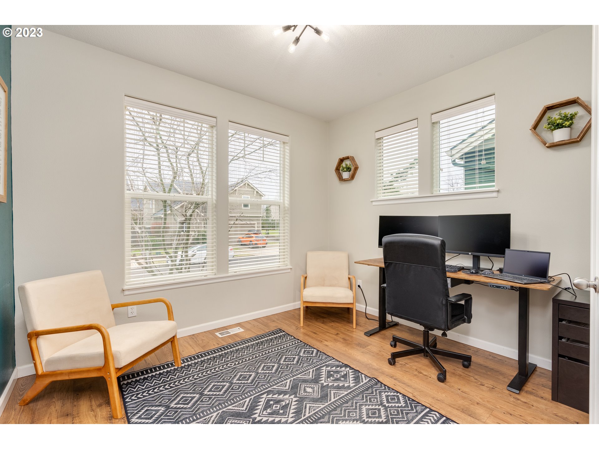 16270 Southeast Jasper Drive Damascus, OR 97089 - Photo 5 of 32 a workspace with a window