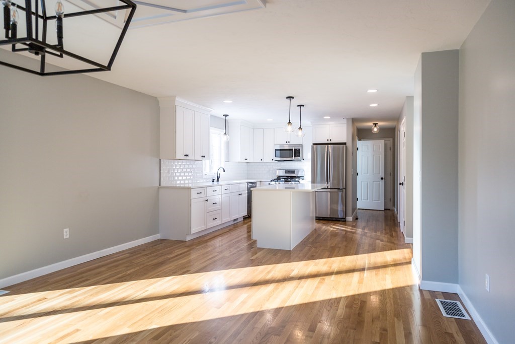 19 Cedar Street, Unit 19 Rehoboth, MA 02769 - Photo 7 of 23