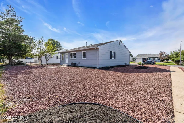 $339,900 | 29 Carlisle Road, Toms River, NJ 08757