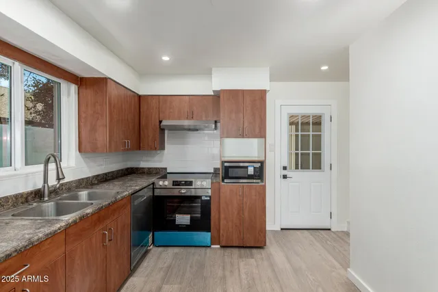 $719,000 | 6813 East Pinchot Avenue, Scottsdale, AZ 85251