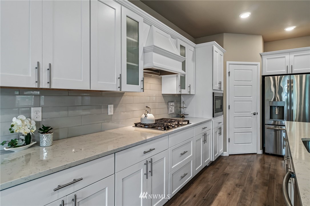 18533 139th Way Southeast Renton, WA 98058 - Photo 17 of 40 Gallery Image 17
