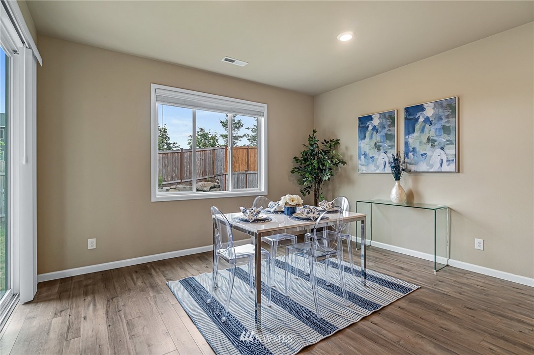 18533 139th Way Southeast Renton, WA 98058 - Photo 21 of 40 Gallery Image 21