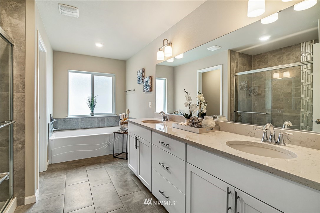 18533 139th Way Southeast Renton, WA 98058 - Photo 30 of 40 Gallery Image 30