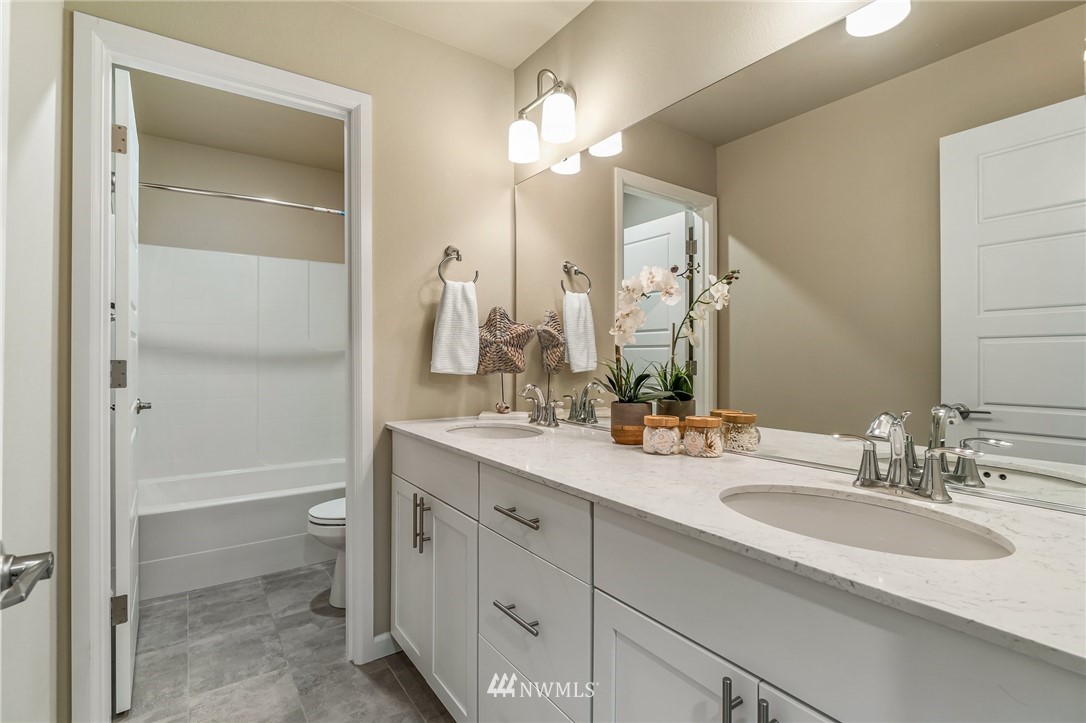 18533 139th Way Southeast Renton, WA 98058 - Photo 36 of 40 Gallery Image 36