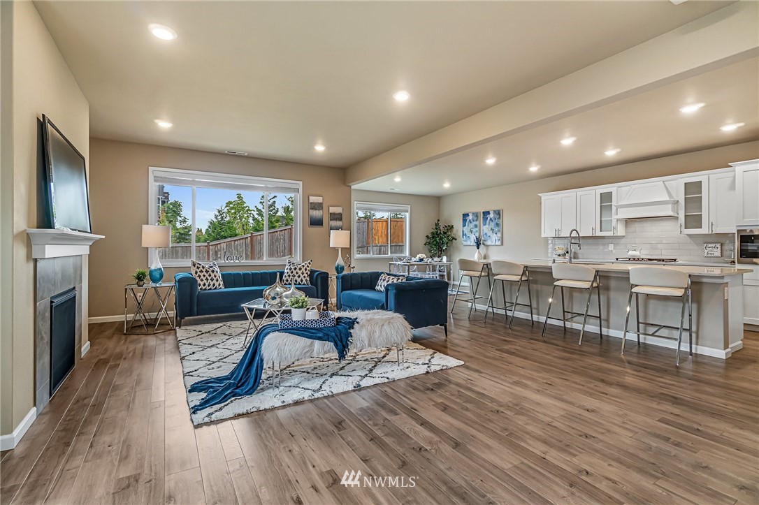 18533 139th Way Southeast Renton, WA 98058 - Photo 10 of 40 Gallery Image 10