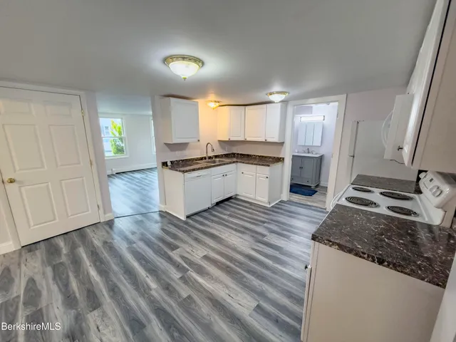 $179,900 | 10 Enterprise Street, Adams, MA 01220