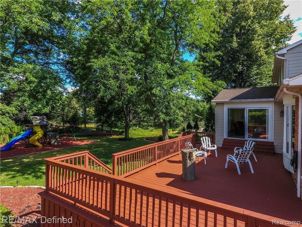 1514 Lomas Verdes Rochester, MI 48306 - Photo 5 of 57 1514 Lomas Verdes-107.jpg