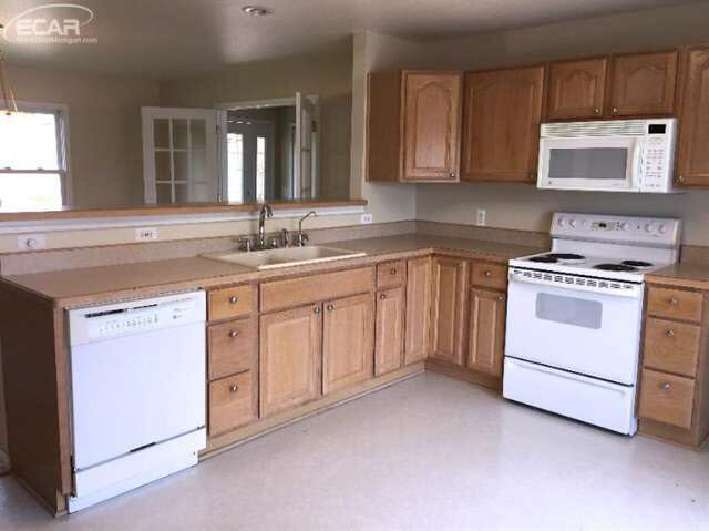 6050 Bailey Road Yale, MI 48097 - Photo 16 of 35 20449153-16.JPG