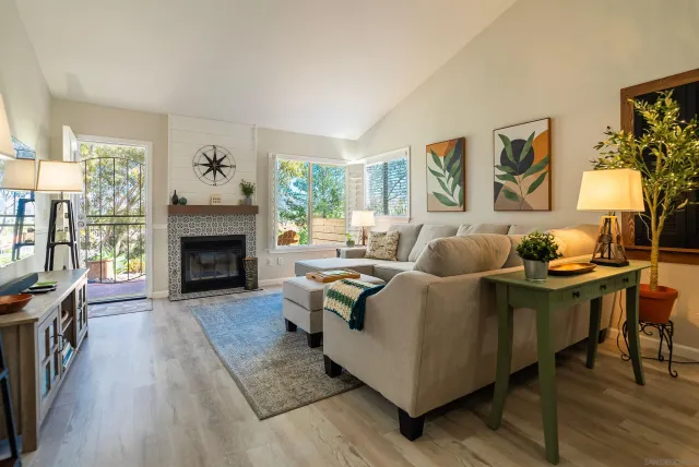 $4,500 | 12242 Paseo Lucido, Unit D, San Diego, CA 92128