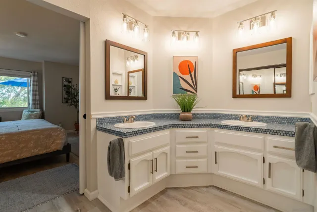 $4,500 | 12242 Paseo Lucido, Unit D, San Diego, CA 92128