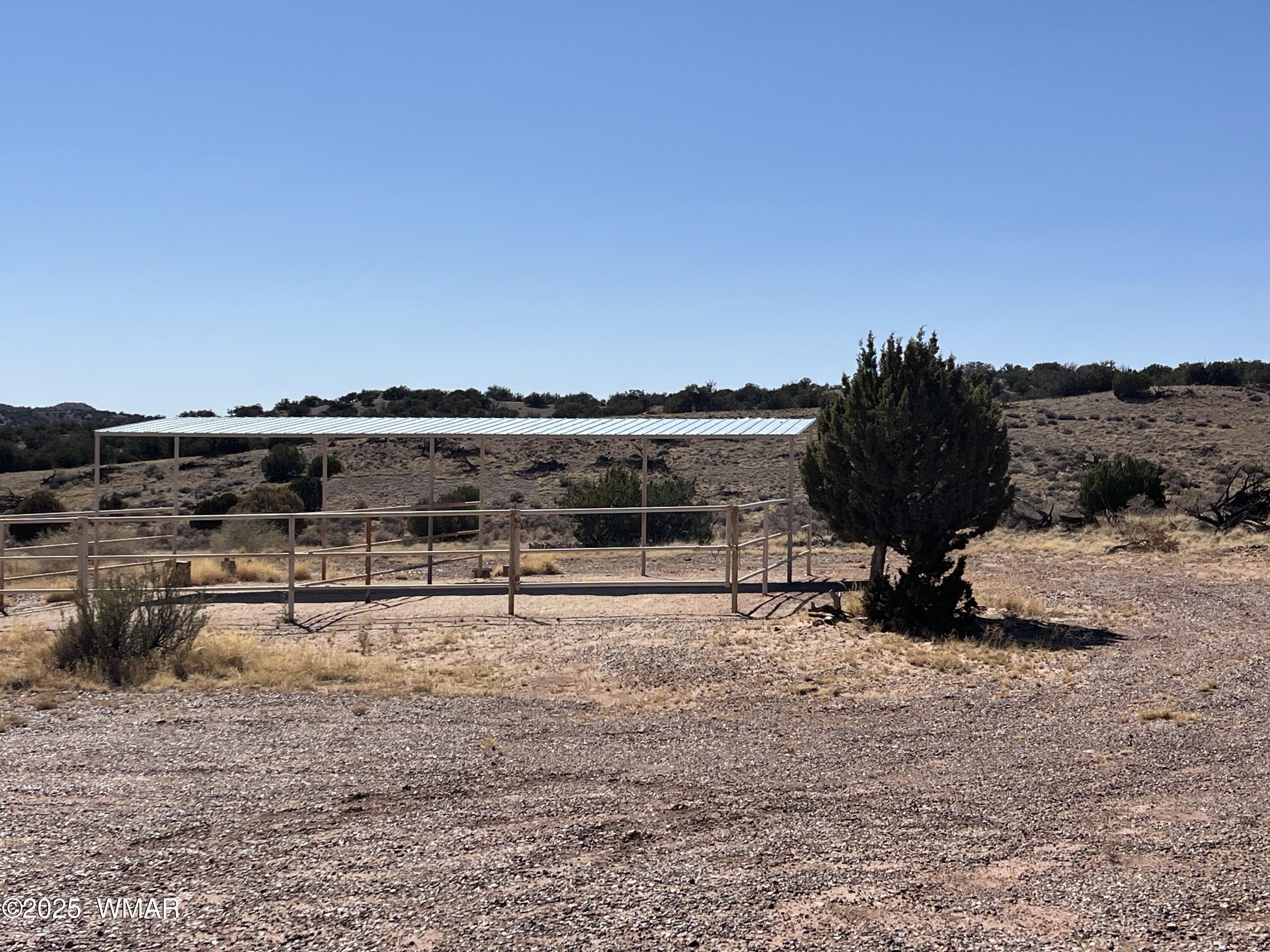 232 Savage Street Snowflake, AZ 85937 - Photo 3 of 40 Covered Stalls