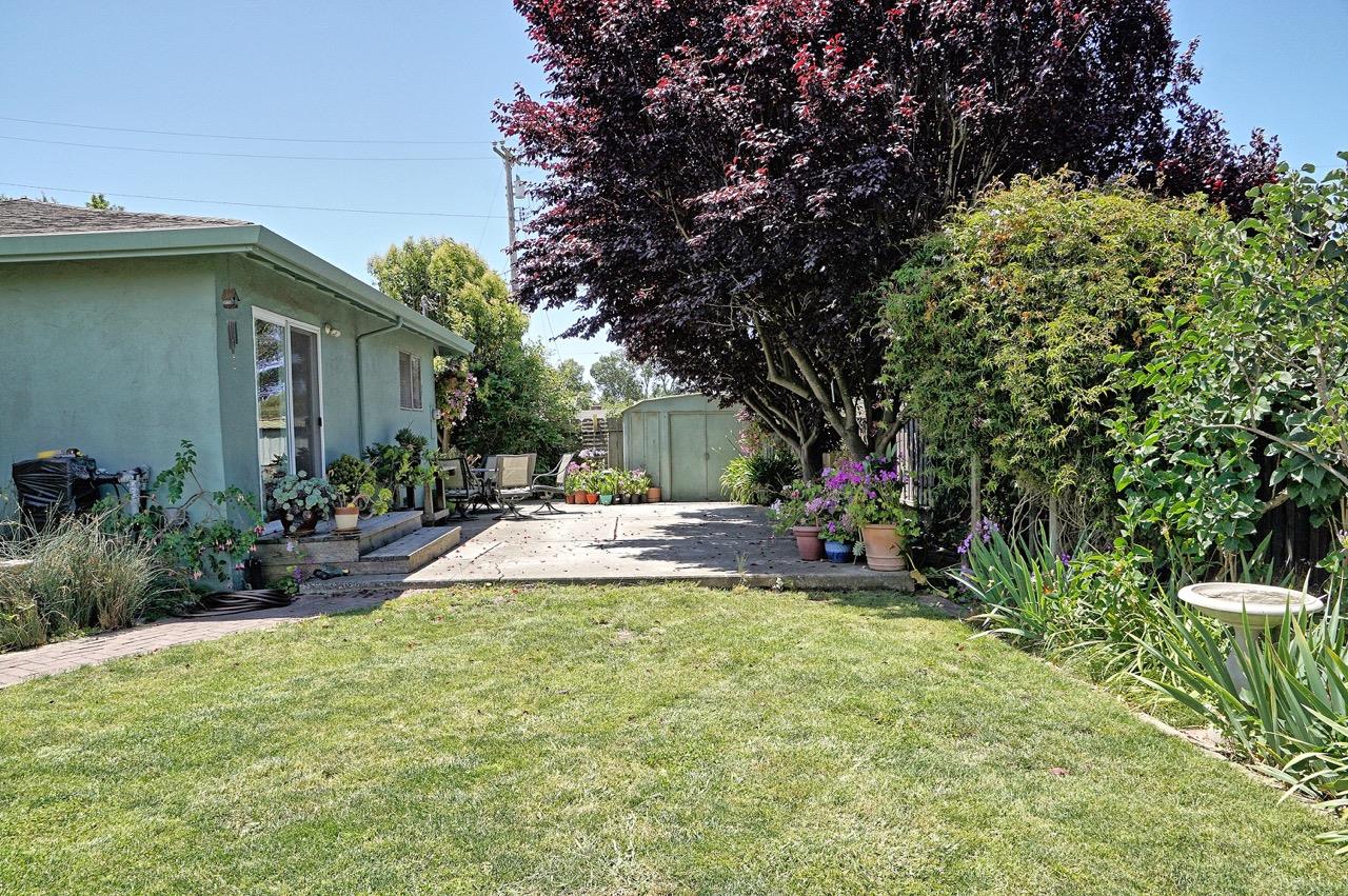 241 Lakeview Road Watsonville, CA 95076 - Photo 8 of 9