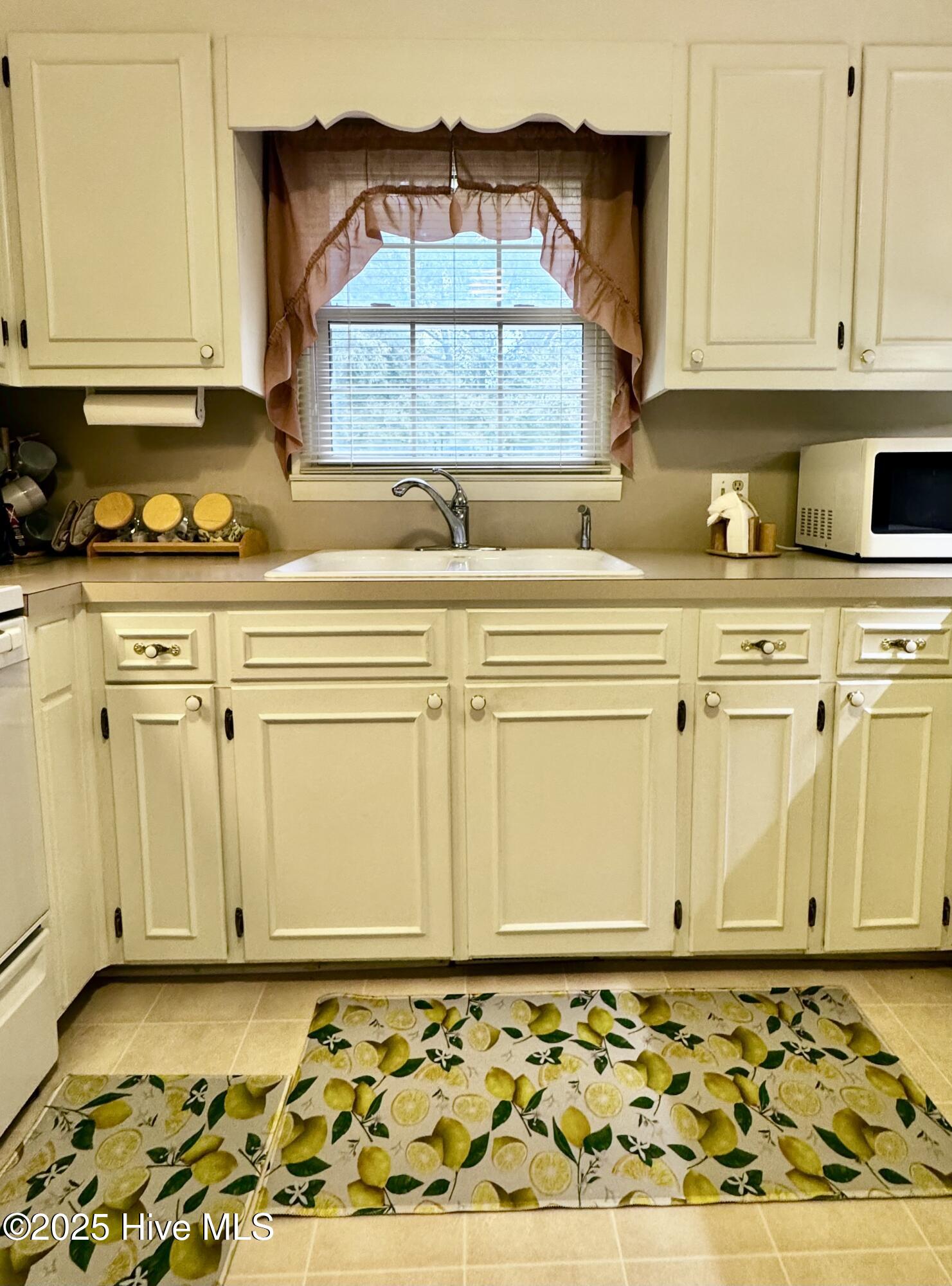 3254 Kelly Road Kinston, NC 28504 - Photo 8 of 55 IMG_6414